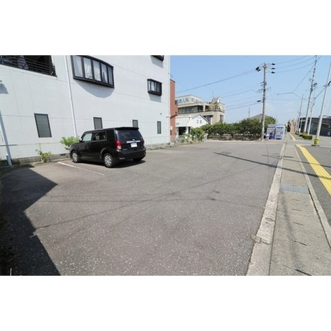 岐阜市市橋５丁目の駐車場の駐車場