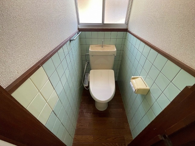 鹿子前住宅のトイレ