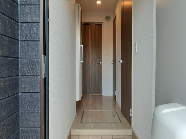 ジュエルⅠの玄関|ゆったりとした玄関です