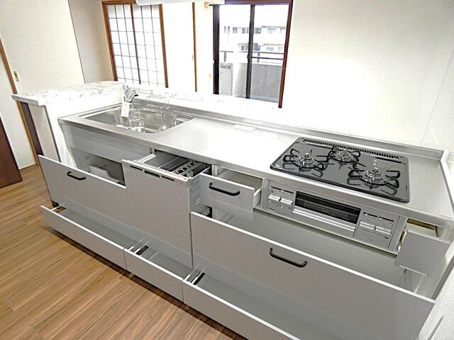 パークサイドパレスのキッチン