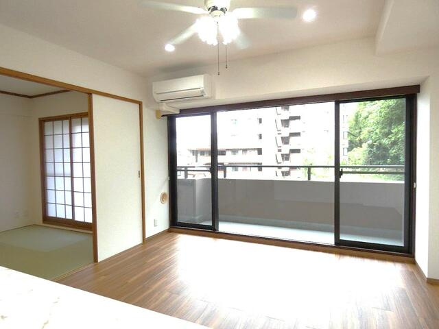 パークサイドパレスのその他