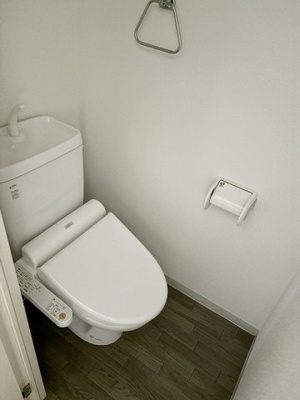 【トイレ】 | パウロニアバレーテイク2ポートサイド | 落ち着いた色調のトイレです♪