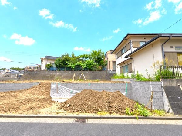 横浜市南区大岡３丁目の新築一戸建の前面道路含む現地写真|閑静な住宅街につき住環境良好です♪
お気軽にお問い合わせください。