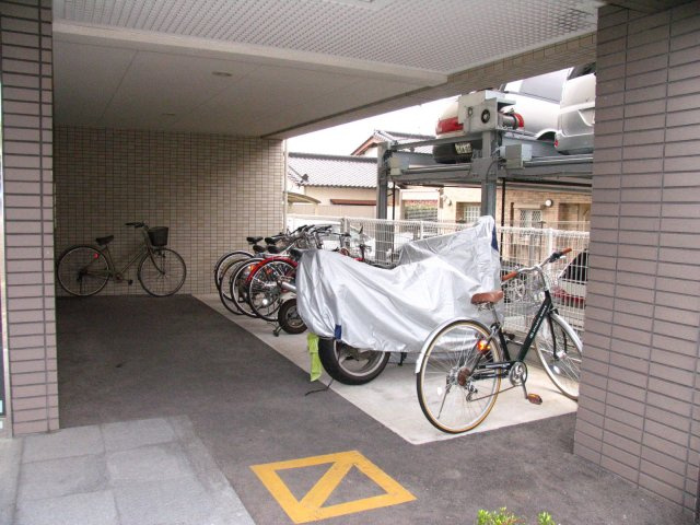【その他共用部分】 | ソレイユユニバ通り