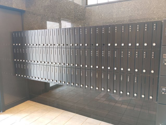 【エントランス】 | Totsu Residence Hakata East