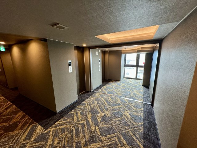 【その他共用部分】 | レーベン福岡天神ONETOWER | エレベーターは2基あるので込み合いやすい時間帯でも安心です