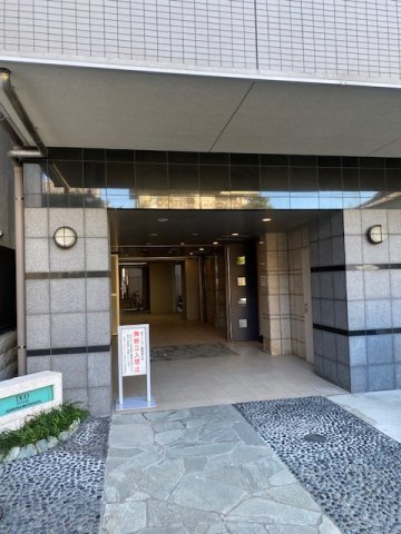 日神デュオステージ浅草松が谷のエントランス