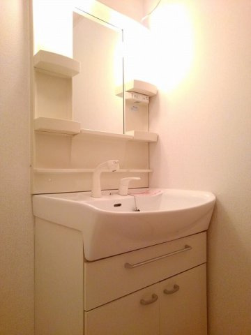 エクセレント　ひかりの洗面所