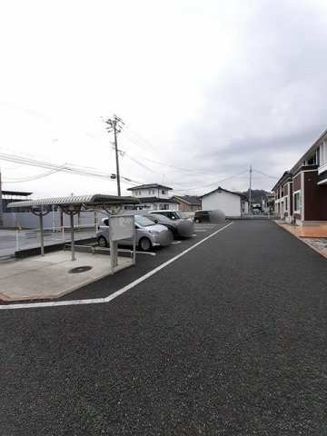ジェルメ・カーサⅠの駐車場