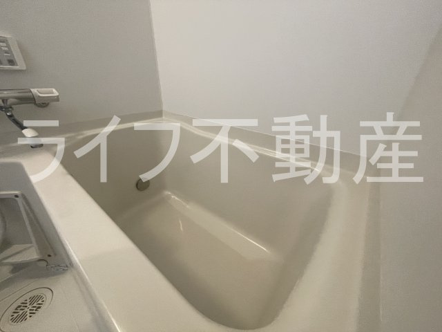エムズコート吉田の浴室