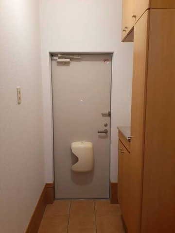 サンリットガーデンⅠの玄関