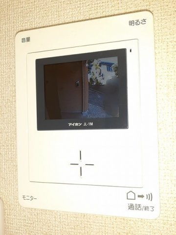 アサ・ホクラニのセキュリティ