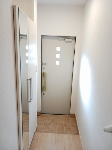 ルピナスの玄関
