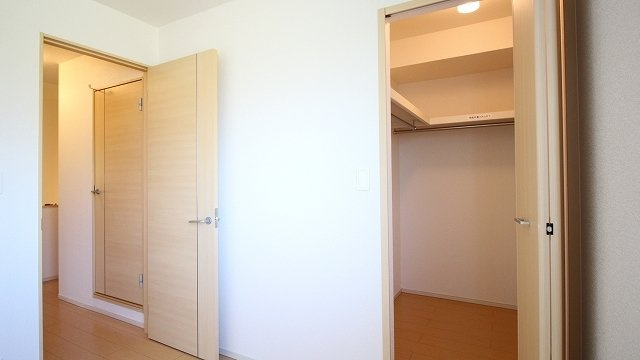フォレスト　Ⅰの収納