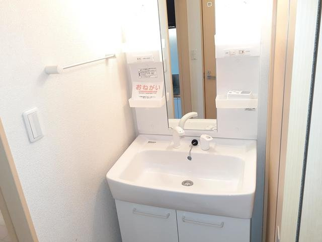 メゾンド　ソレイユ　ルージュの洗面所