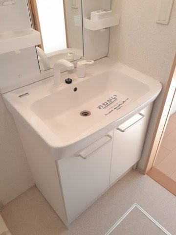 ヴィラ小塚山の洗面所