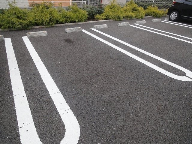 モデッサⅢ１０３７の駐車場