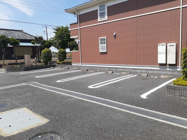 プリムローズ・Ｍ　Ⅰの駐車場