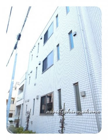 ラシーネ北新宿の外観