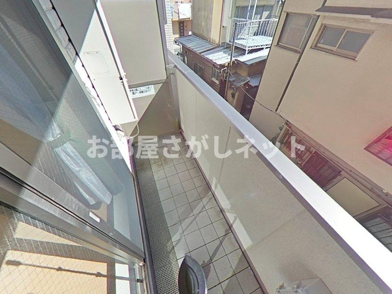 ホワイトスプライト【おとり物件なし】のバルコニー