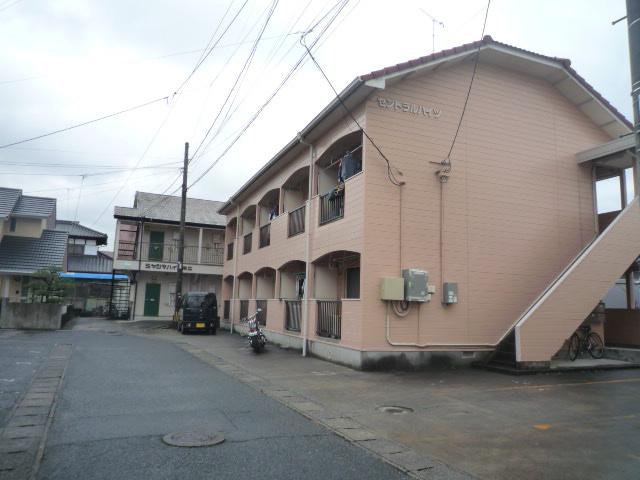 佐賀市末広２丁目の一棟アパートの駐車場