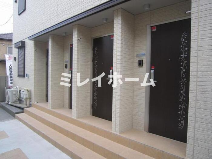 ソレイユコート久が原のエントランス