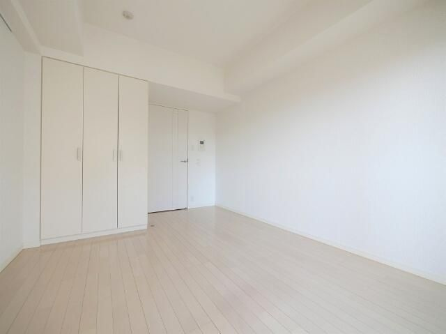 ＮＩＳＨＩ　ＩＫＥＢＵＫＵＲＯ　ＲＥＳＩＤＥＮＣＥの寝室