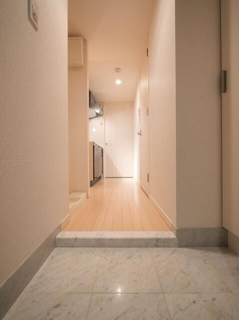 ＮＩＳＨＩ　ＩＫＥＢＵＫＵＲＯ　ＲＥＳＩＤＥＮＣＥの玄関