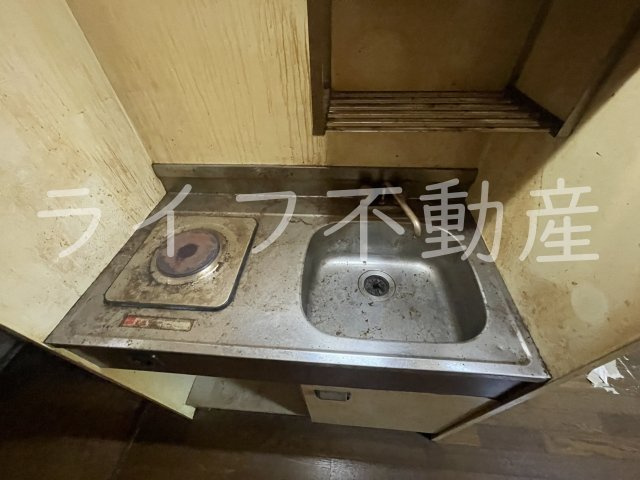 プレアール菱屋西のキッチン|コンパクトなキッチンで掃除もラクラク