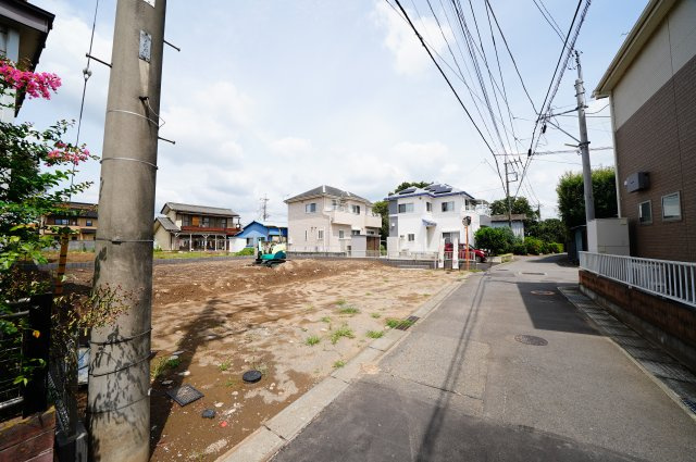 新築　前橋市駒形町　Heartful　Town　B号棟の前面道路含む現地写真|現地写真　南側接道幅員約4ｍ
