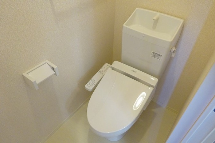 ヒル ヴァレイ　Aのトイレ|温水洗浄暖房便座