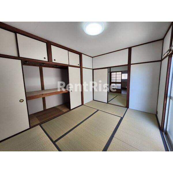 稲沢市田代二丁目戸建の寝室