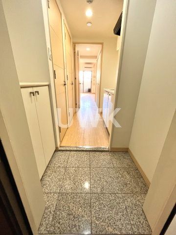 レジディア京都駅前の玄関
