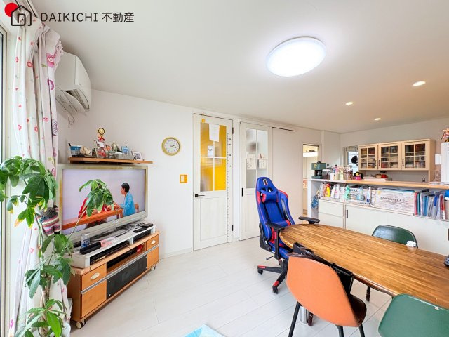 【居間・リビング】 | 川島町伊草　中古戸建