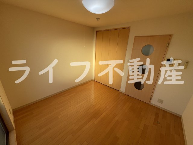 Celeb布施東の内装