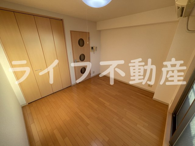 Celeb布施東の居間・リビング