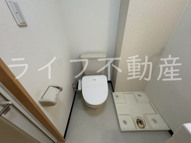 Celeb布施東のトイレ|清潔感のあるトイレです