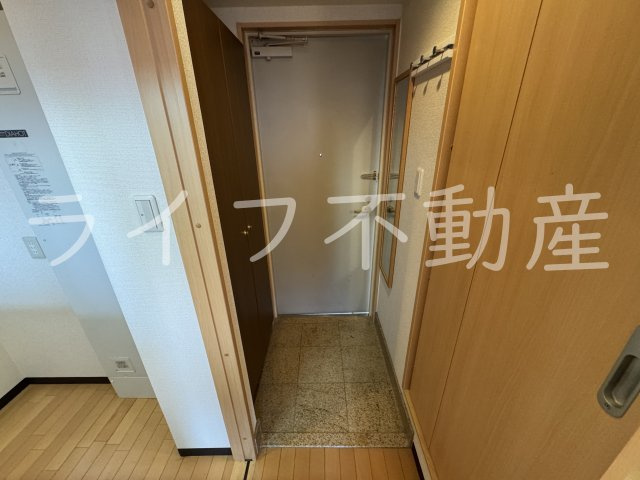 Celeb布施東の玄関|収納もある玄関です