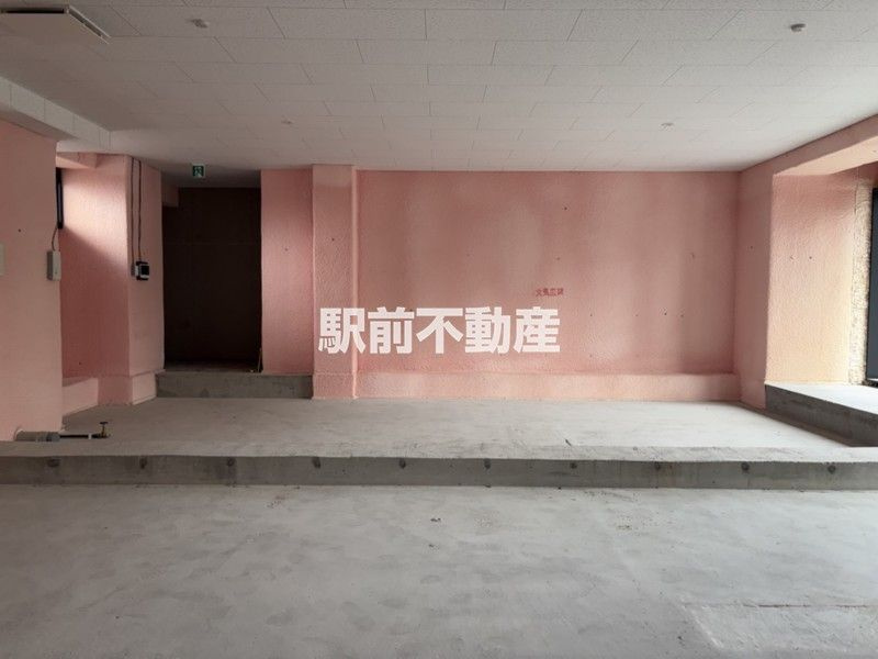 D.Clarest　MELDIA早良街道、201の駐車場