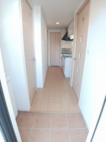 グランツ築地の玄関