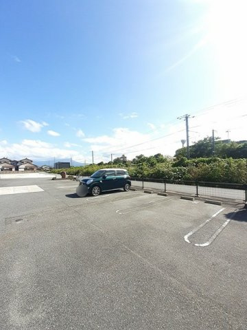 グレイス　ベルの駐車場