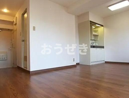 ライオンズマンション石川町第２の居間・リビング