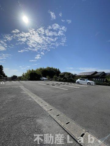 エスポワール松橋の駐車場