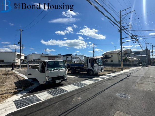 長期優良住宅認定物件　玉津町出合2期全8棟　3号棟の前面道路含む現地写真