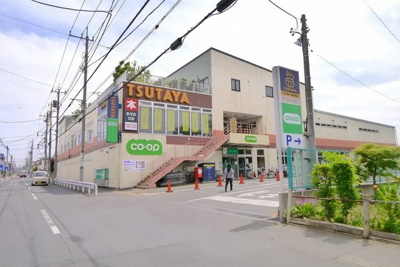 【周辺】 | フェアリーウィステリア　壱番館 | TSUTAYA高階店：713m