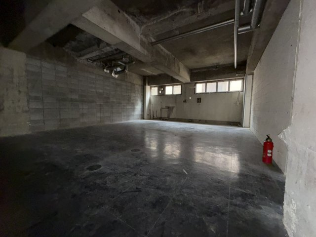  てんぐ屋西新Ⅴ、２F-Aの駐車場