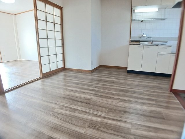 ハイツ　カマノの居間・リビング