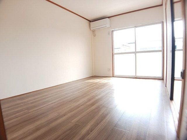 ハイツ　カマノの内装