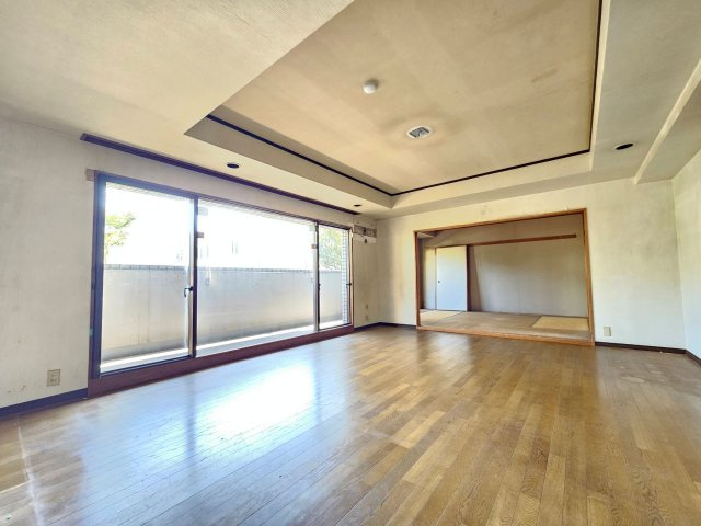 【居間・リビング】の画像