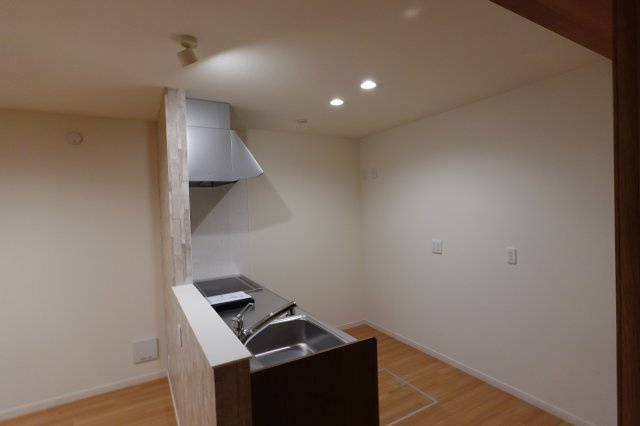 ヴィア・ラクテア小江戸（4LDK+カースペース付き戸建貸家）のキッチン